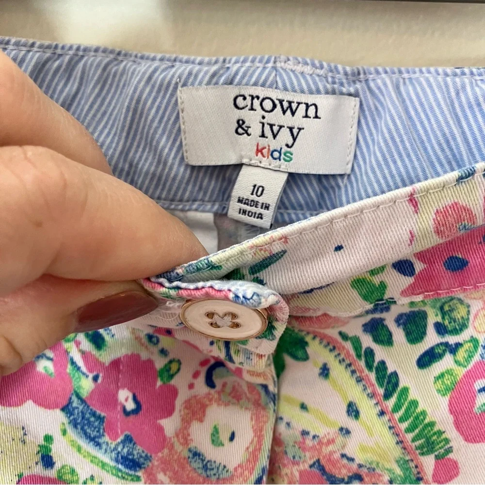 Crown & Ivy girls floral paisley print scalloped shorts 10